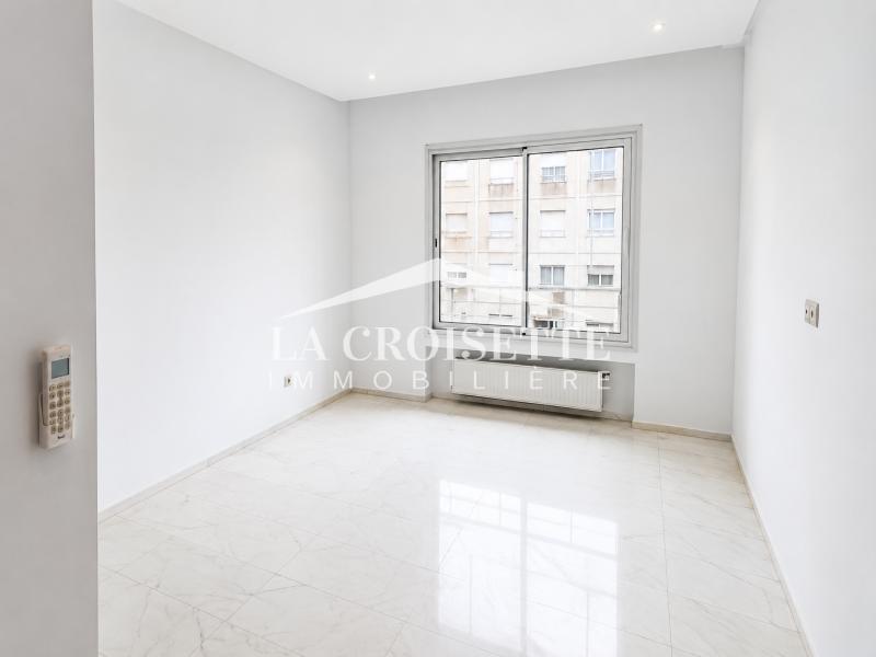 Appartement s3 avec piscine aux Berges du Lac 2